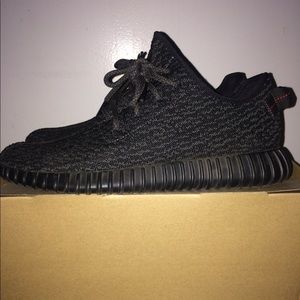 Yeezy boost 350 Pirate black